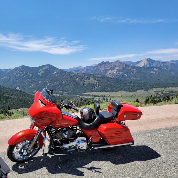 Meet your Posher, Angie - Picture 3 of 15